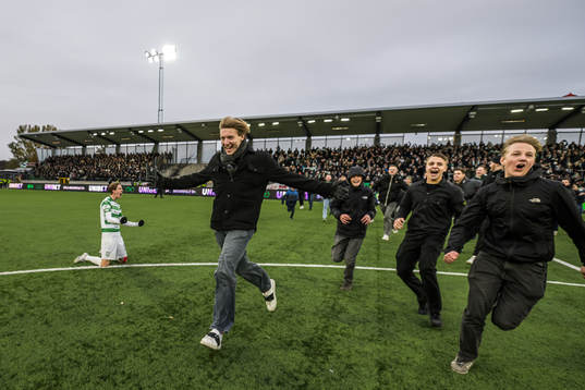 Västerås SKs spelare jublar