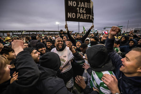 Västerås SKs Jabir Abdihakim Ali jublar över