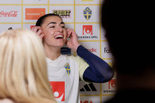 målvakt Zecira Musovic of the Swedish women's national