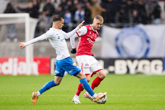 Västerås Jaheem Burke och Kalmars David Kristjan Olafsson
