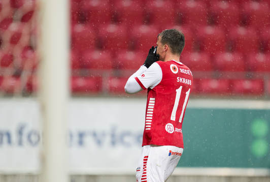 Kalmars Simon Skrabb deppar