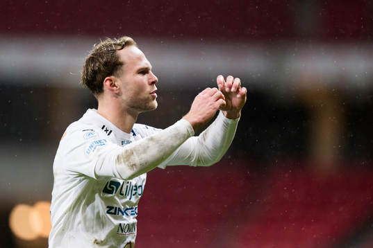 Värnamos Gustav Engvall jublar