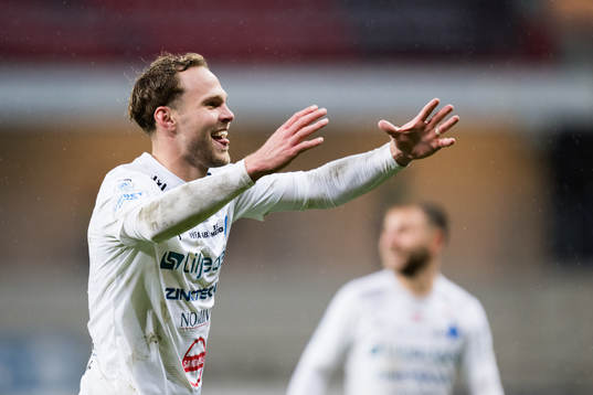Värnamos Gustav Engvall jublar