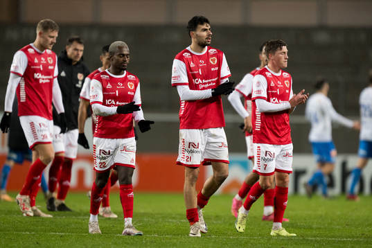 Kalmars Nahom Girmai Netabay, Deniz Hummet och Kevin Jensen