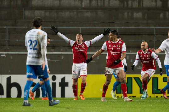 Kalmars Simon Skrabb reagerar