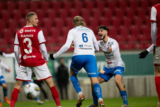 Värnamos Hampus Näsström jublar