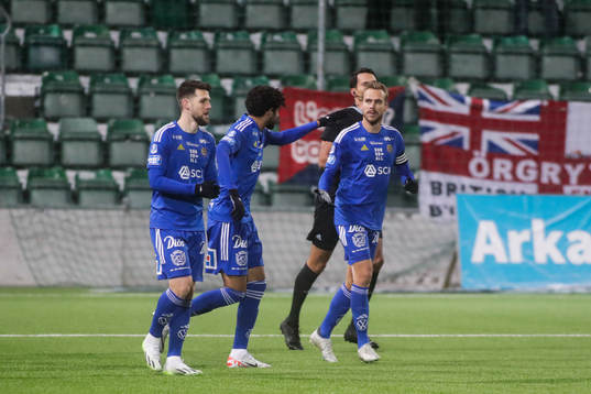 GIF Sundsvalls Pontus Engblom jublar