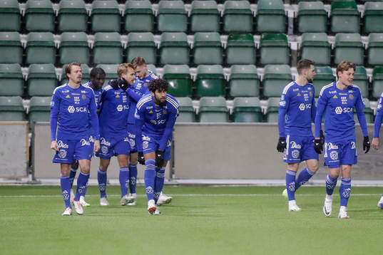 GIF Sundsvalls Pontus Engblom jublar