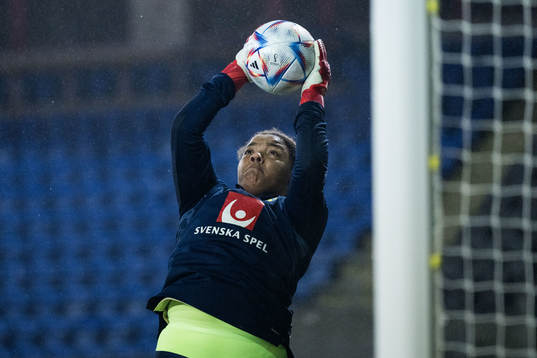 Goalkeeper Serina Iddrisu Backmark of Sweden