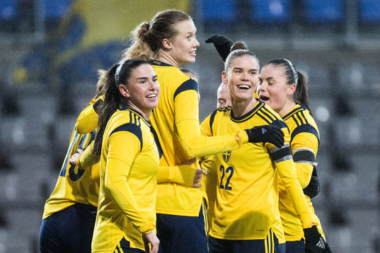 Paulina Nyström, Emilia Pelgander, and My Cato of Sweden