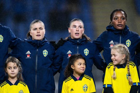 Hanna Wijk, Emilia Pelgander and Evelyn Ijeh of Sweden