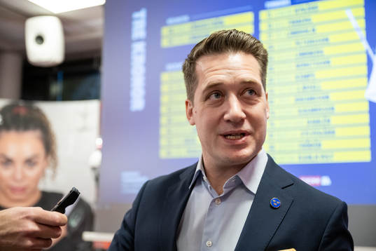 Tre Kronors förbundskapten Sam Hallam