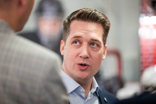Tre Kronors förbundskapten Sam Hallam