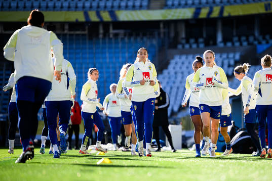 Rosa Kafaji and Anna Anvegård of the Swedish women's