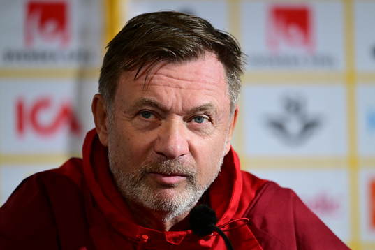 Head coach Peter Gerhardsson of the Swedish women's