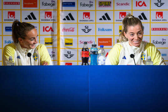 Kosovare Asllani and Linda Sembrant of the Swedish women's