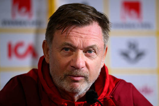 Head coach Peter Gerhardsson of the Swedish women's