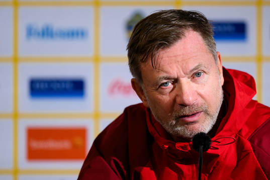 Head coach Peter Gerhardsson of the Swedish women's