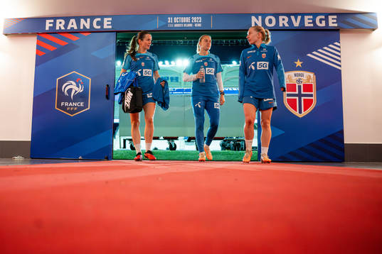 Tuva Hansen, Lisa Fjeldstad Naalsund and Thea Bjelde of the