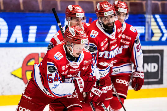 Timrås Jonathan Dahlén jublar