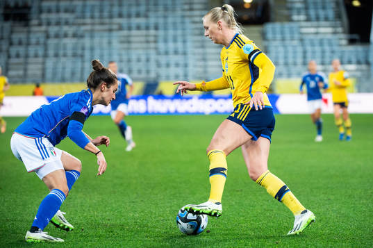 Martina Lenzini of Italy and Stina Blackstenius of Sweden