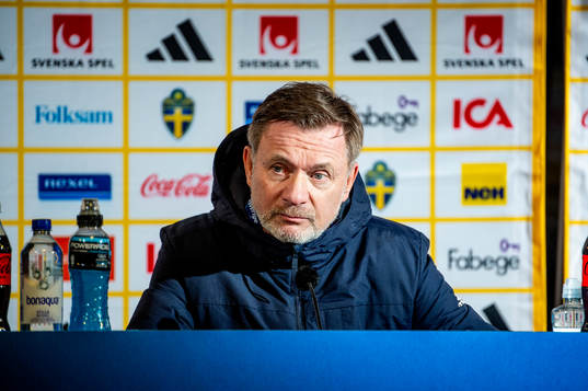 Head coach Peter Gerhardsson of Sweden