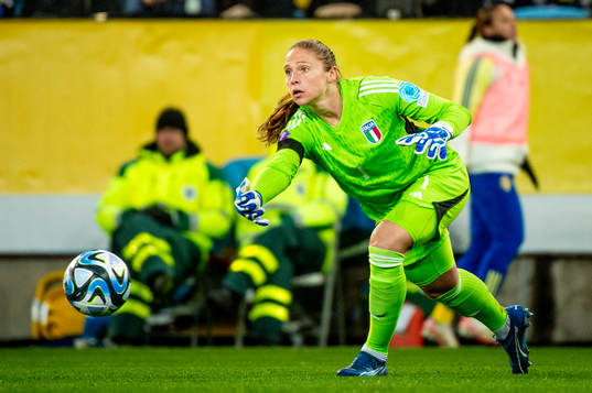Goalkeeper Laura Giuliani of Italien