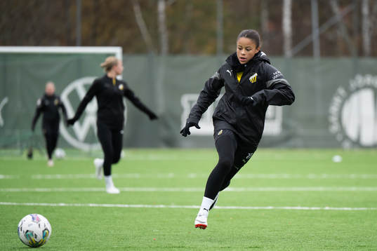 Häckens Felicia Schröder