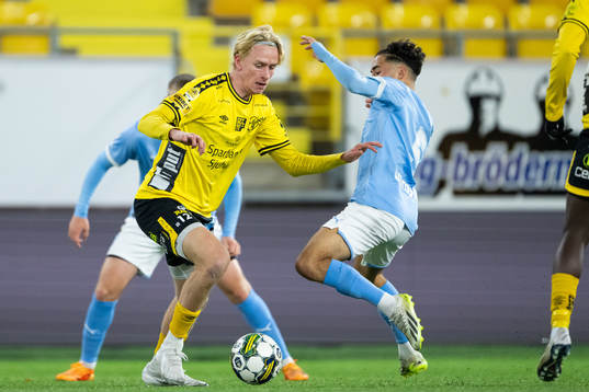 Elfsborgs Ludvig Richtner och Malmö FFs Adrian Skogmar