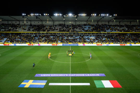 Players of Sweden and of Italy