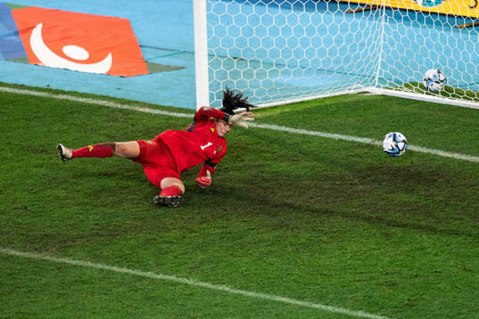 Goalkeeper Zecira Musovic of Sweden lets in 0-1
