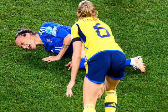 Barbara Bonansea of Italien in pain