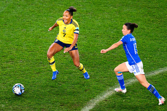 Madelen Janogy of Sweden and Lucia Di Guglielmo of Italien