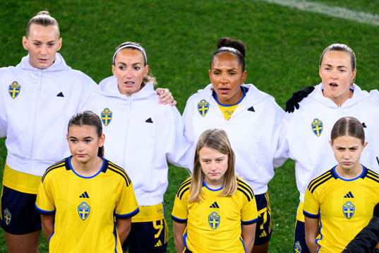 Kosovare Asllani, Madelen Janogy and Magdalena Eriksson of