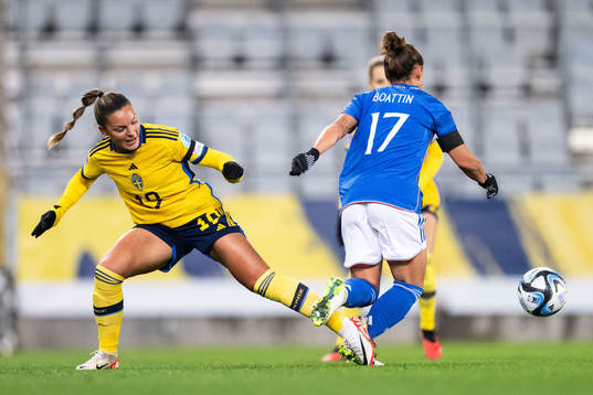 Johanna Rytting Kaneryd of Sweden and Lisa Boattin of Italy