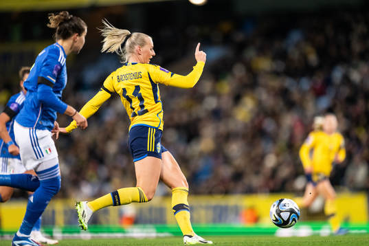Stina Blackstenius of Sweden