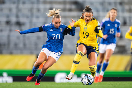 Giada Greggi of Italy and Johanna Rytting Kaneryd of Sweden