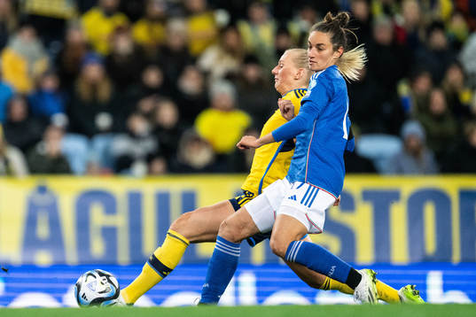 Stina Blackstenius of Sweden and Martina Lenzini of Italy