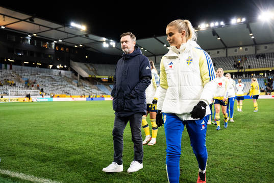 Head coach Peter Gerhardsson of Sweden
