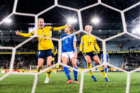 Linda Sembrant of Sweden celebrate with Caroline Seger