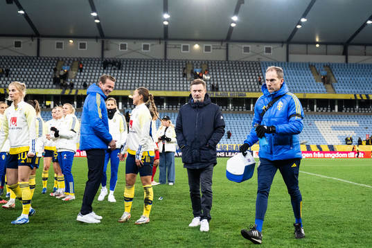 Head coach Peter Gerhardsson of Sweden