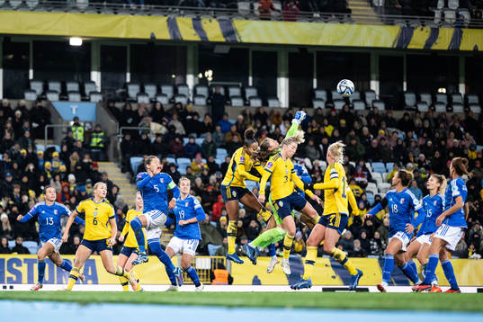 Goalkeeper Laura Giuliani of Italy against Madelen Janogy