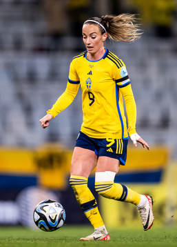 Kosovare Asllani of Sweden