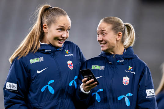 Goalkeeper Aurora Mikalsen and Lisa Fjeldstad Naalsund of