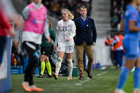 Sophie Román Haug and Head coach Leif Gunnar Smerud of