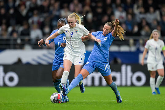 Karina Sævik of Norway and Sandie Toletti of France
