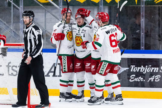 Bläddra bland fler bilder av Ishockey, Hockeyallsvenskan, Björklöven - Mora