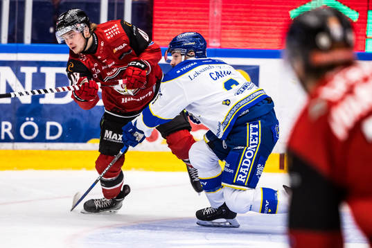Malmö Redhawks Lauri Pajuniemi och Leksands Matt Caito