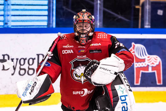 Malmö Redhawks målvakt Daniel Marmenlind deppar
