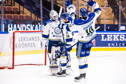 Leksands målvakt Mantas Armalis jublar